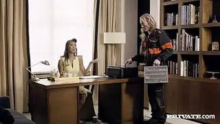 Sharon Lee Gets Takes A Cumshot To Her Big Tits